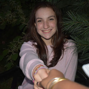 Meet your Posher, Arielle